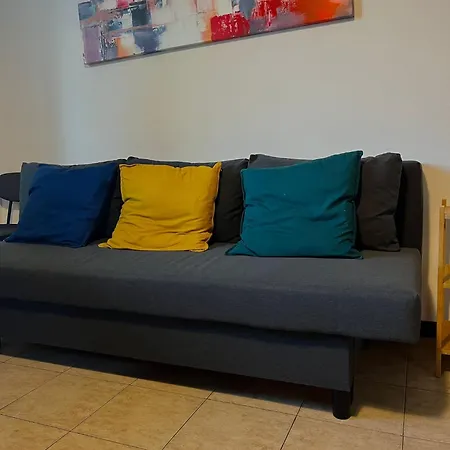 Guest Planet - Zona Bicocca Intero アパート *